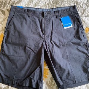 Men’s Columbia light cotton shorts size 38